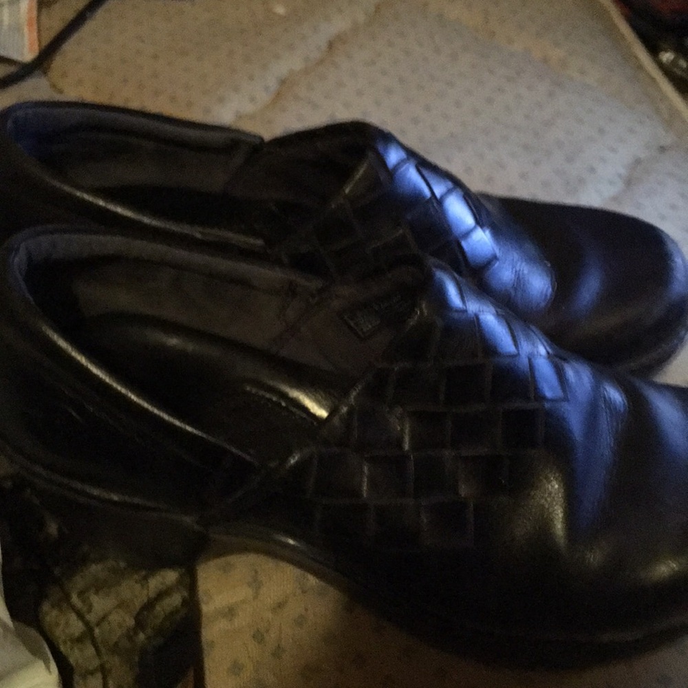 Ariat shoes